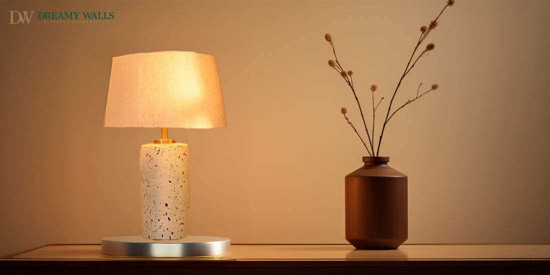 Table lamp