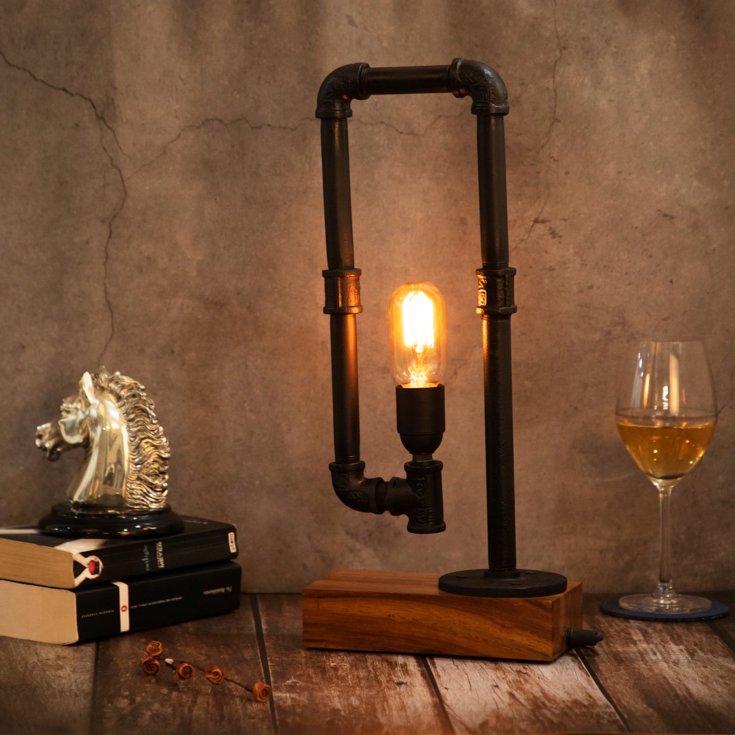 Usteam Punk table Lamp